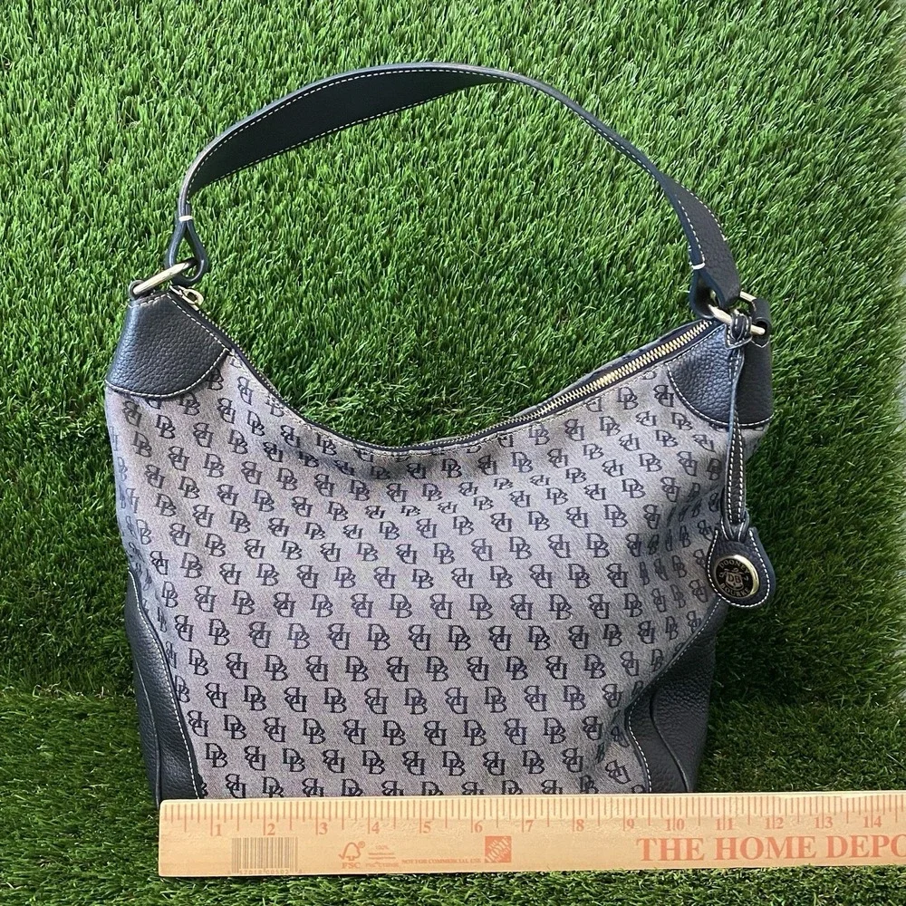 Dooney & Bourke Signature Hobo Purse Navy Logo Shoulder‎ Bag Handbag*
